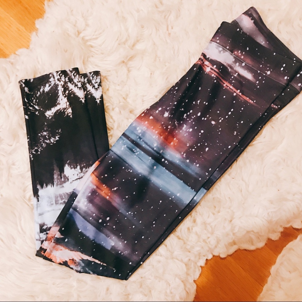 AEO print leggings SZ S